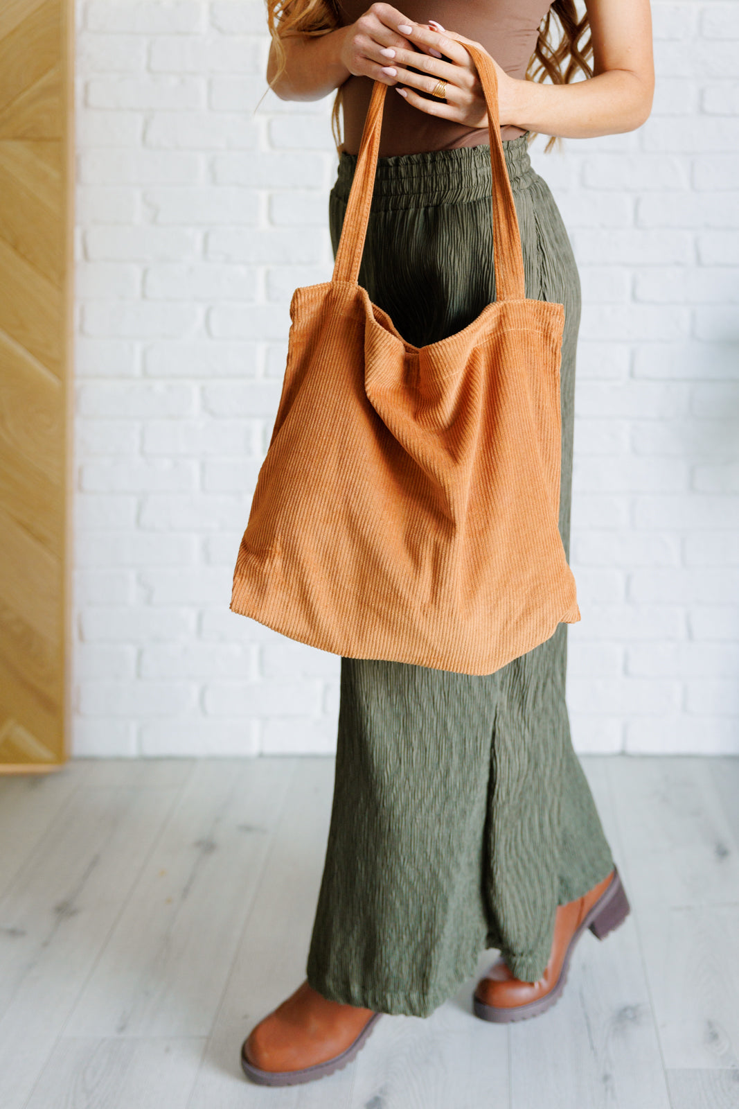 Last Minute Corduroy Tote in Brown - Lavish Fix