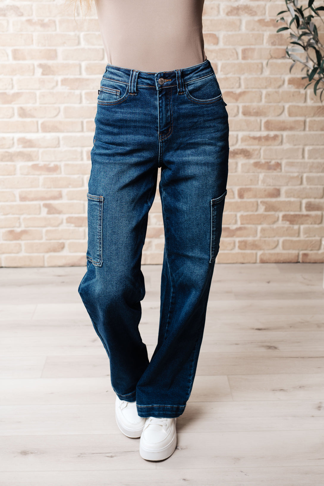 Leila High Rise Cargo Straight Jeans - Lavish Fix