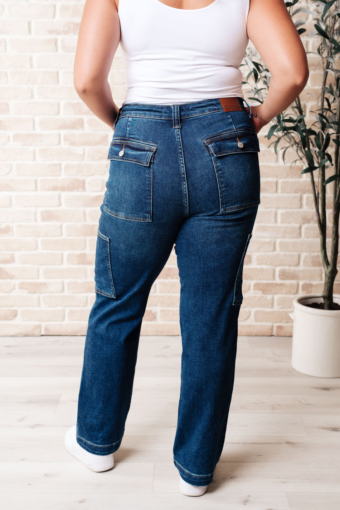 Leila High Rise Cargo Straight Jeans - Lavish Fix