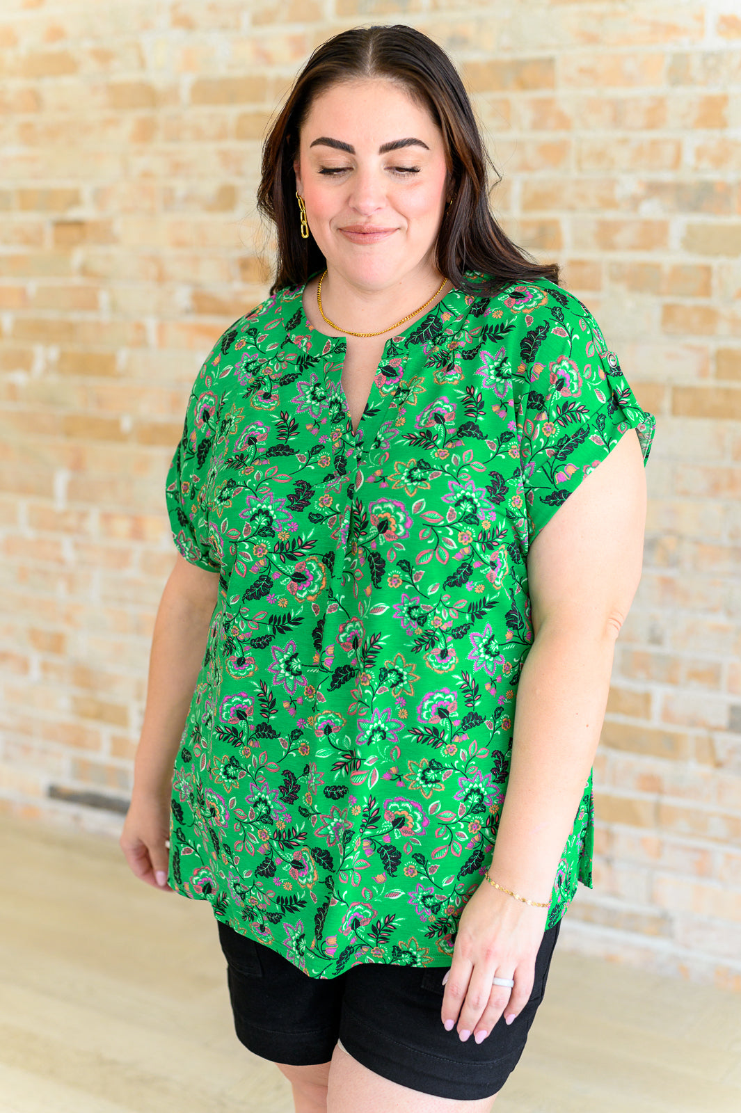 Lizzy Cap Sleeve Top in Green and Black Floral - Lavish Fix