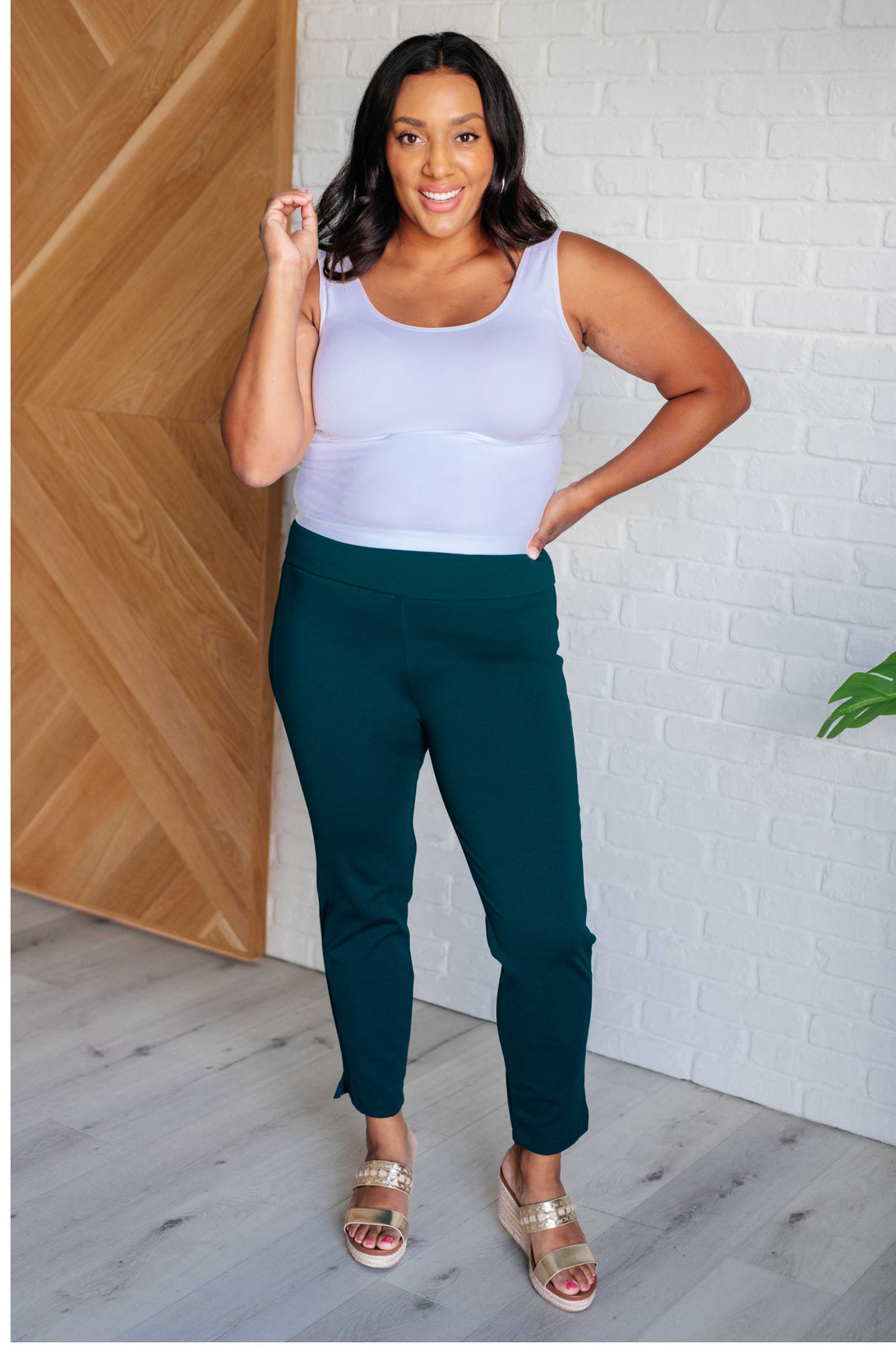 Magic Ankle Crop Skinny Pants in Hunter Green - Lavish Fix