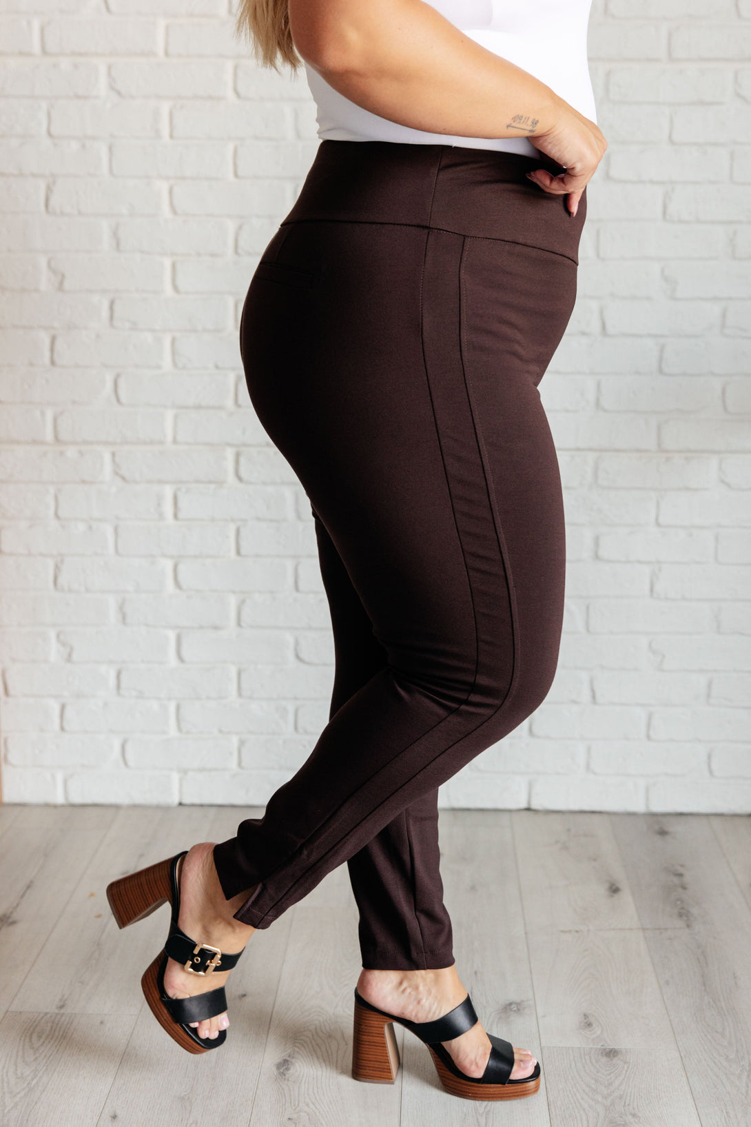 Magic Skinny 28" Pants in Chocolate - Lavish Fix