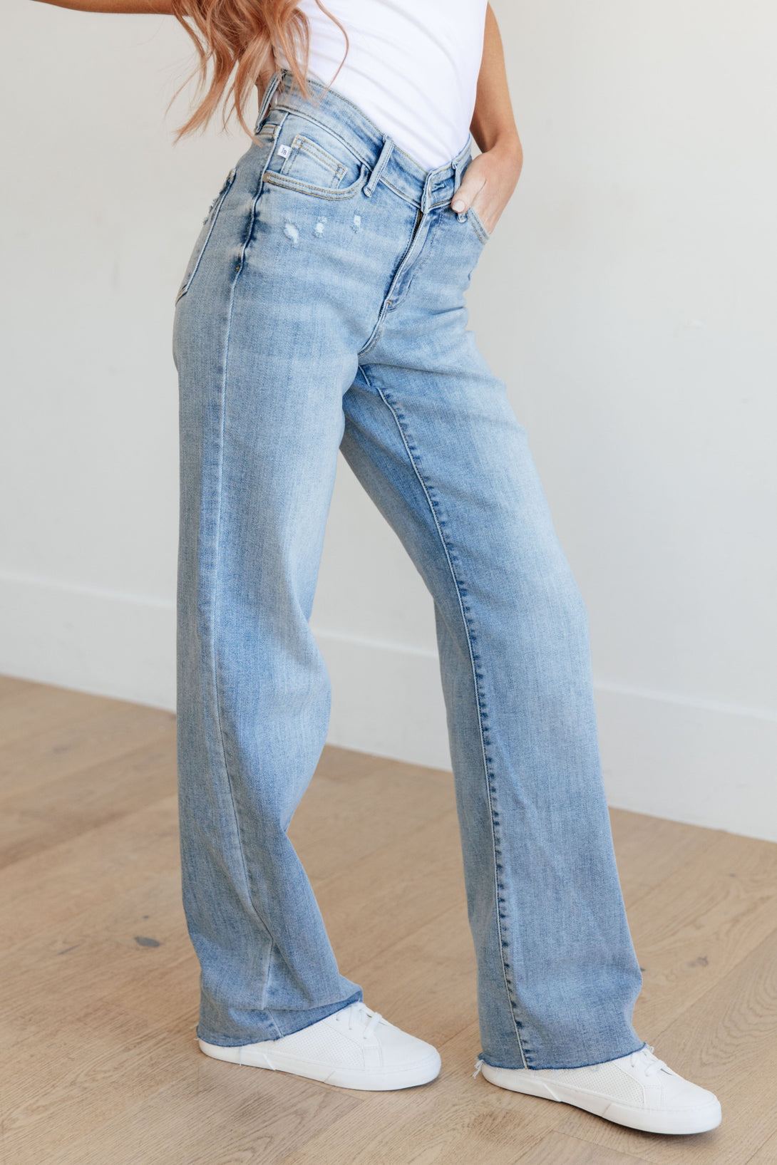 Mildred High Rise V Front Waistband Straight Jeans - Lavish Fix