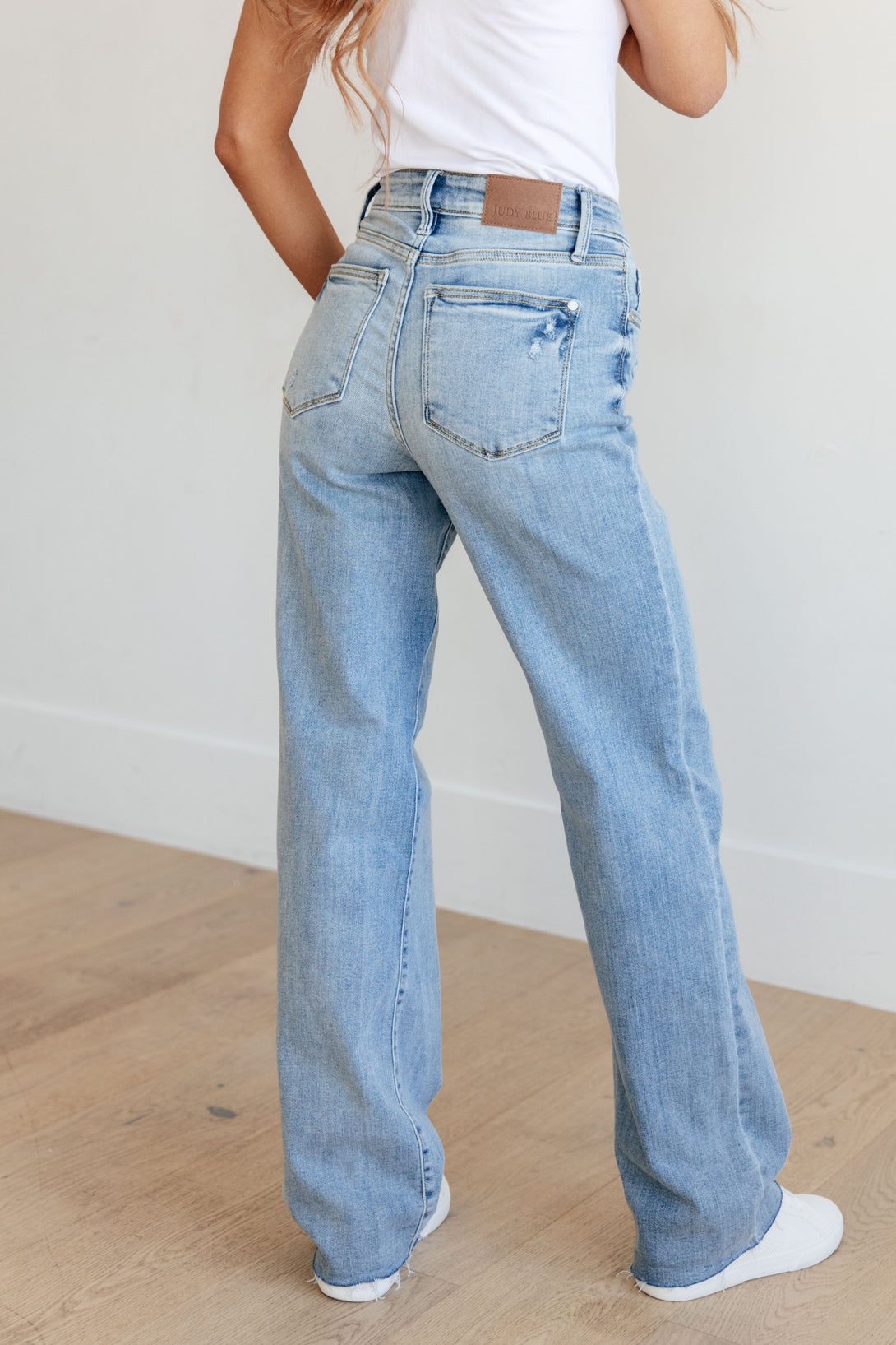 Mildred High Rise V Front Waistband Straight Jeans - Lavish Fix