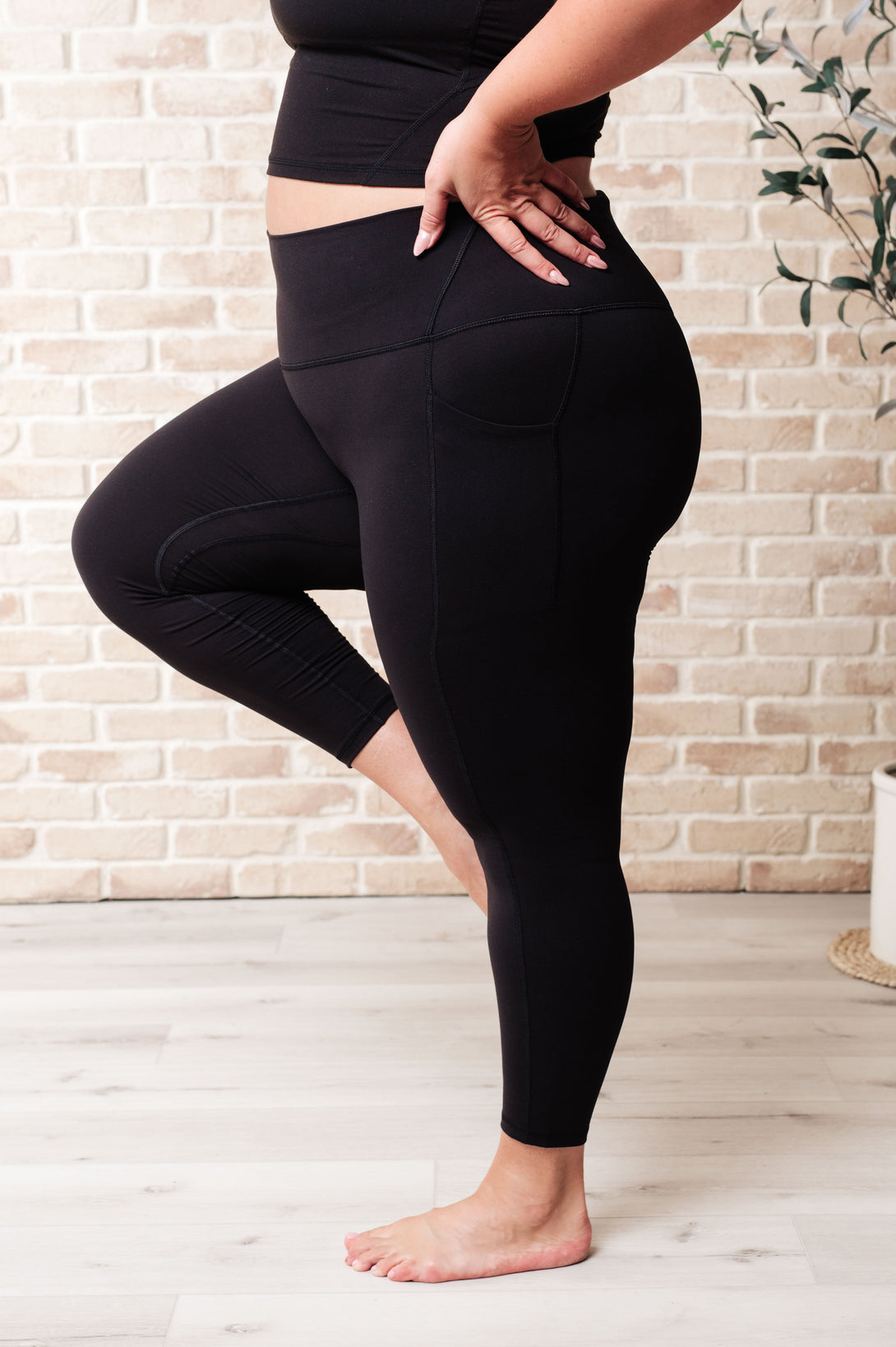 Somewhere to Start Leggings in Black - Lavish Fix