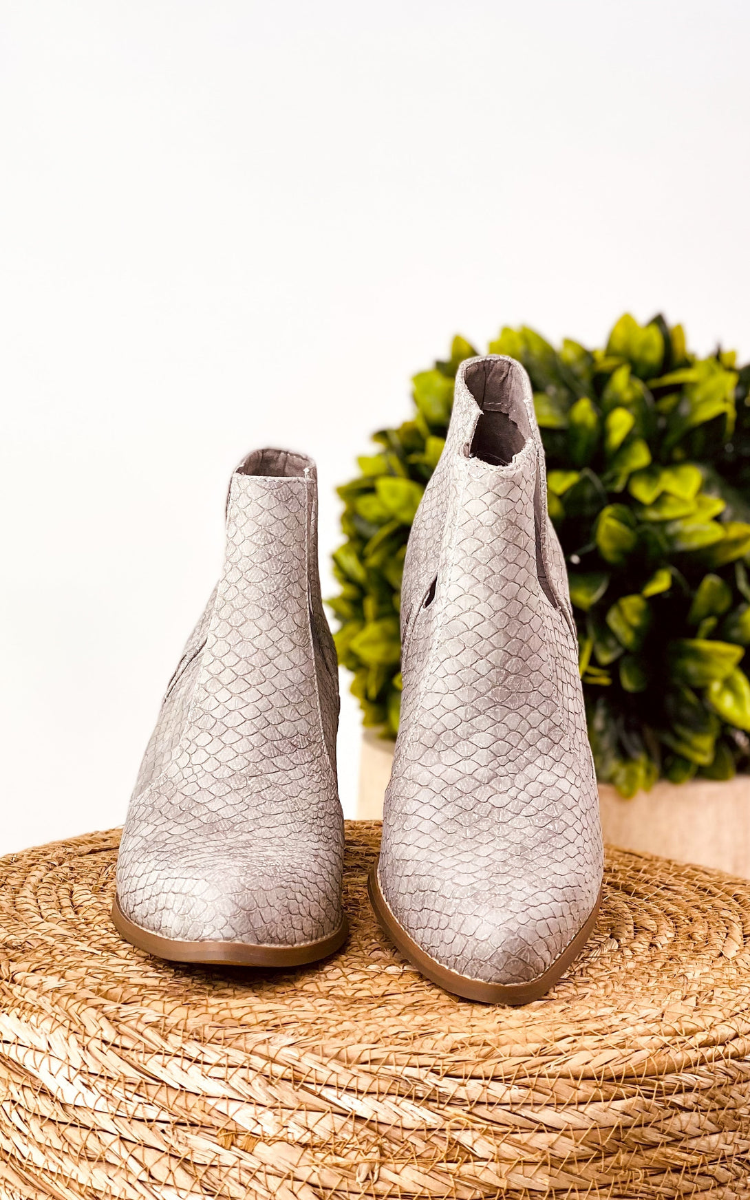 Tarim Bootie in Grey - Lavish Fix